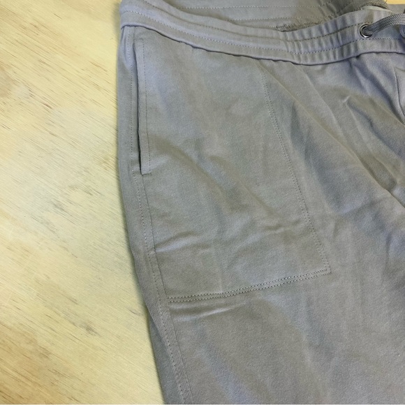 Barefoot Dreams Easy Long Sleeve and Jogger Set Whisper Gray Size 2X - Picture 4 of 14